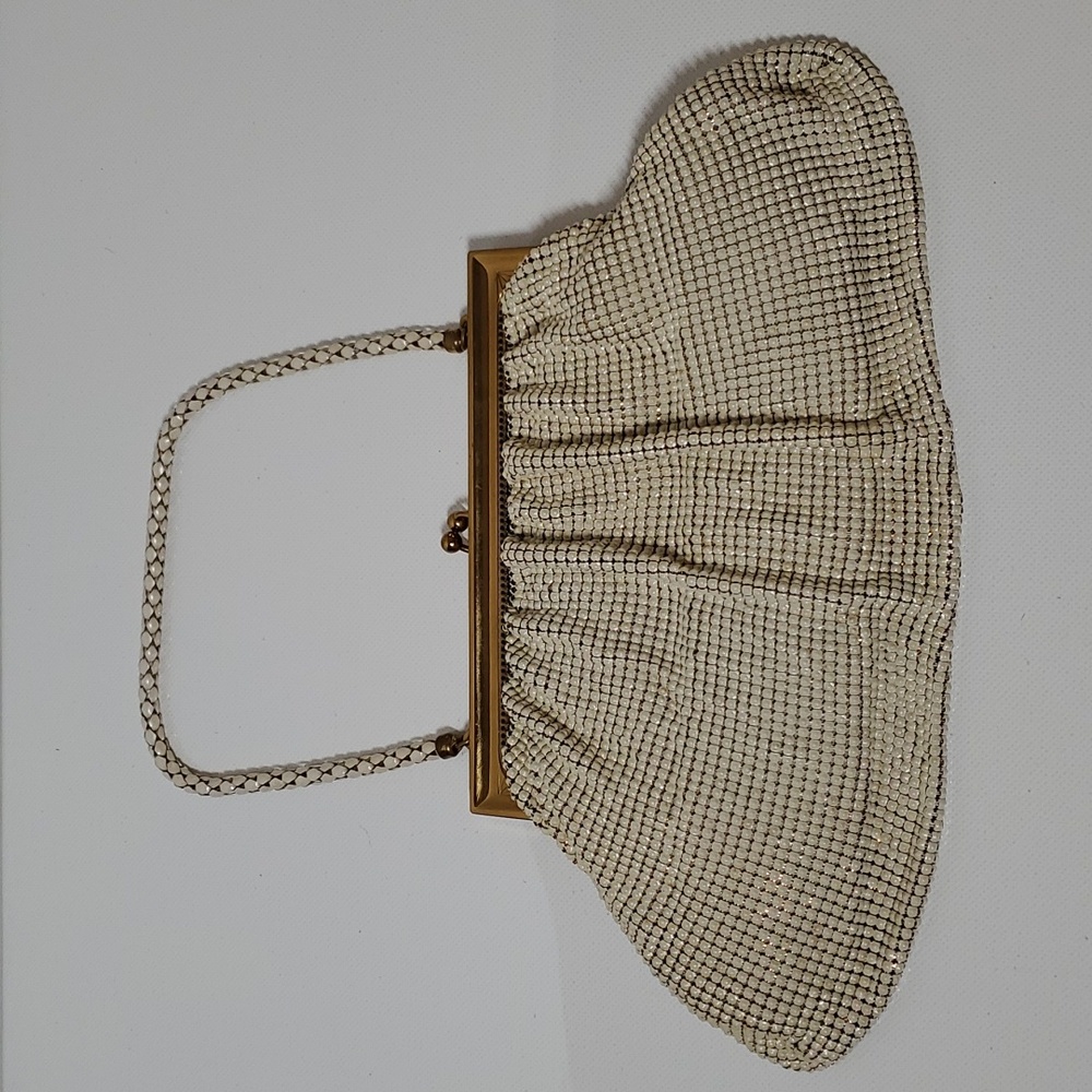 Vintage Whiting & Davis Alumesh handbag